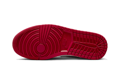 air-jordan-1-low-reverse-black-toe-45a6e4