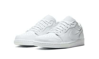 air-jordan-1-low-triple-white-45a6e4