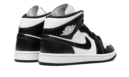 air-jordan-1-mid-panda-45a6e4