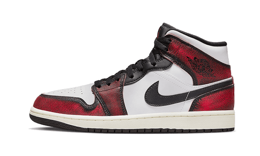 air-jordan-1-mid-se-wear-away-chicago-45a6e4