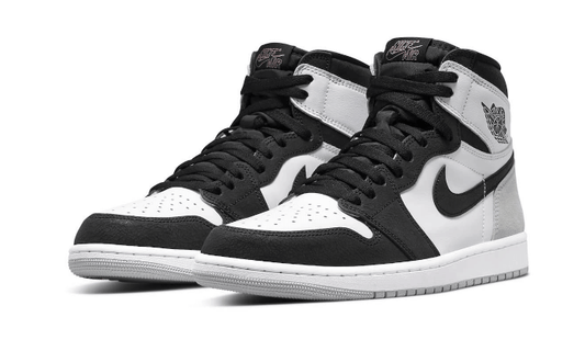 air-jordan-1-retro-high-og-bleached-coral-45a6e4