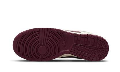 Nike Dunk Low Retro PRM Valentine's Day (2023) - DR9705-100