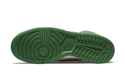 Nike SB Dunk High Supreme By Any Means Brazil - DN3741-700
