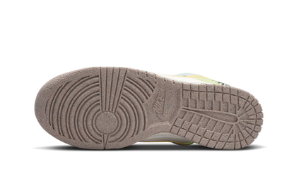 Nike Dunk Low SE Sun Club - DQ0265-100