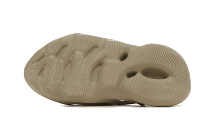 Adidas Yeezy Foam RNNR Stone Salt - GV6840