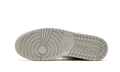 air-jordan-1-retro-high-og-white-cement-45a6e4