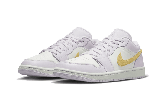air-jordan-1-low-barely-grape-45a6e4