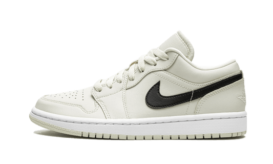 air-jordan-1-low-coconut-milk-45a6e4