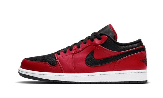 air-jordan-1-low-reverse-bred-pebbled-swoosh-45a6e4