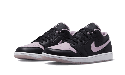 air-jordan-1-low-se-black-ice-lilac-45a6e4