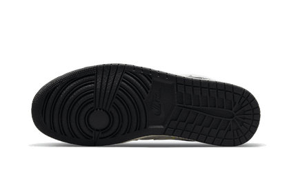 air-jordan-1-low-se-brushstroke-45a6e4