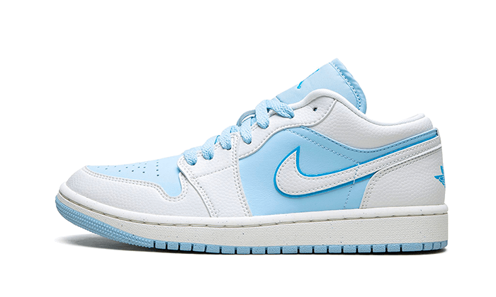 air-jordan-1-low-se-reverse-ice-blue-45a6e4