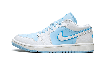 air-jordan-1-low-se-reverse-ice-blue-45a6e4