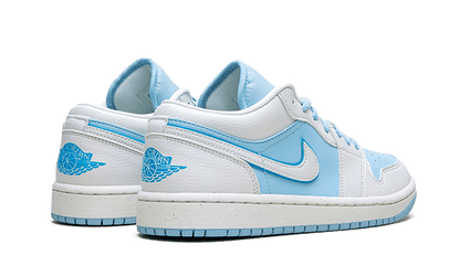 air-jordan-1-low-se-reverse-ice-blue-45a6e4