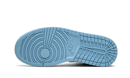 air-jordan-1-low-se-reverse-ice-blue-45a6e4