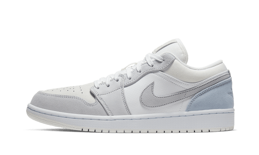 air-jordan-1-low-sky-grey-paris-45a6e4