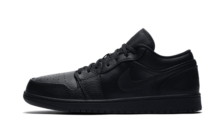 air-jordan-1-low-triple-black-45a6e4