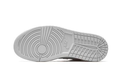 air-jordan-1-low-triple-white-patent-swoosh-2022-45a6e4