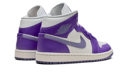 air-jordan-1-mid-action-grape-45a6e4
