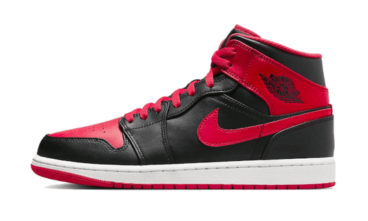 air-jordan-1-mid-alternate-bred-2022-45a6e4