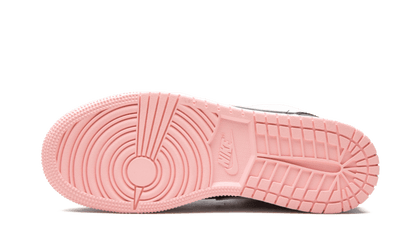 air-jordan-1-mid-arctic-pink-black-45a6e4