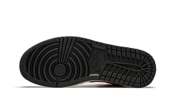 air-jordan-1-mid-black-siren-red-45a6e4