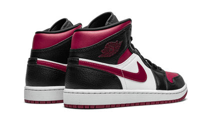 air-jordan-1-mid-bred-toe-45a6e4