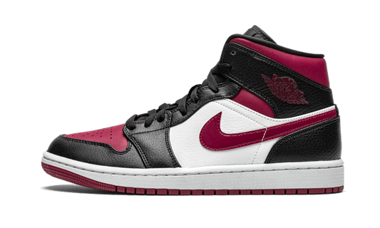 air-jordan-1-mid-bred-toe-45a6e4