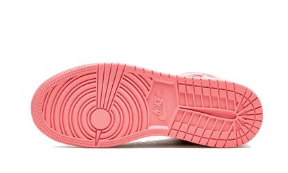 air-jordan-1-mid-coral-chalk-pink-45a6e4