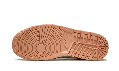 air-jordan-1-mid-crimson-tint-45a6e4