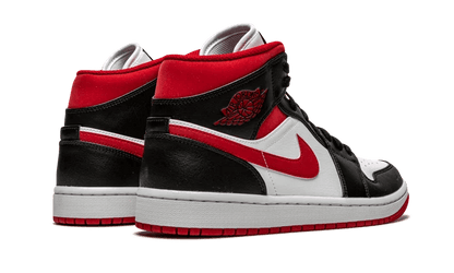 air-jordan-1-mid-gym-red-black-white-45a6e4