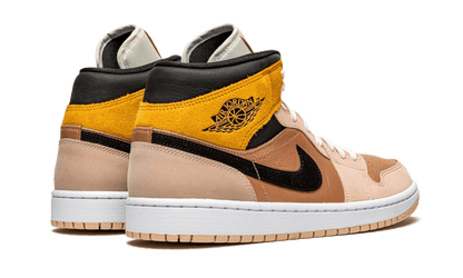 air-jordan-1-mid-se-particle-beige-45a6e4