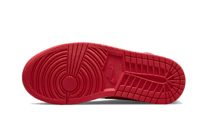 air-jordan-1-mid-se-pomegranate-45a6e4