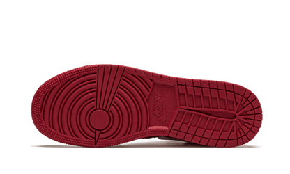 air-jordan-1-mid-se-red-quilt-45a6e4