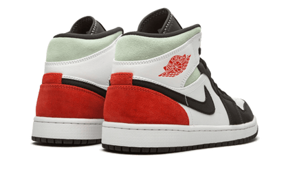 air-jordan-1-mid-se-union-black-toe-45a6e4