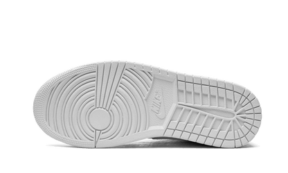 air-jordan-1-mid-triple-white-2022-45a6e4