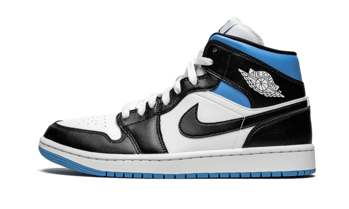 air-jordan-1-mid-university-black-white-45a6e4