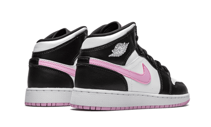 air-jordan-1-mid-white-black-light-arctic-pink-45a6e4