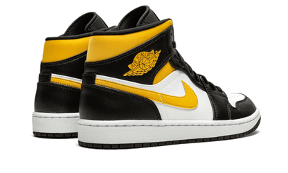 air-jordan-1-mid-white-pollen-black-45a6e4
