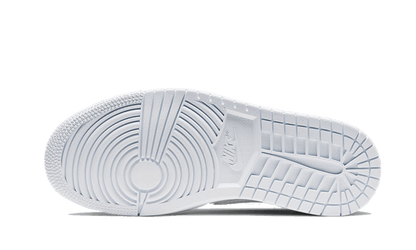 air-jordan-1-mid-white-snakeskin-45a6e4