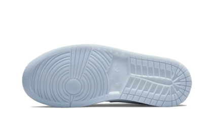 air-jordan-1-mid-wolf-grey-45a6e4
