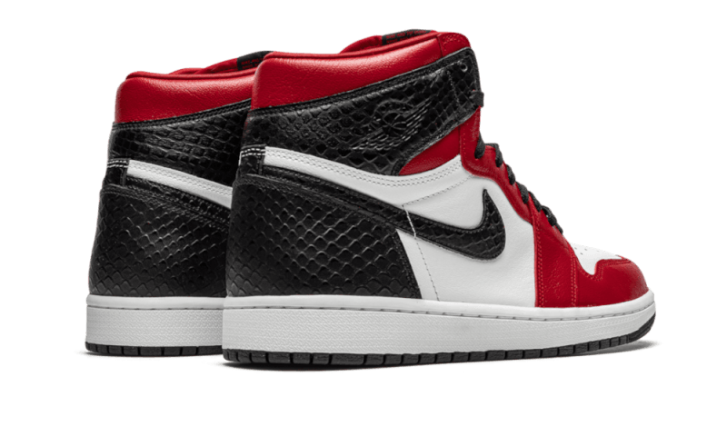 air-jordan-1-retro-high-satin-snake-chicago-45a6e4