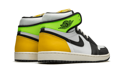 air-jordan-1-retro-high-og-volt-gold-45a6e4