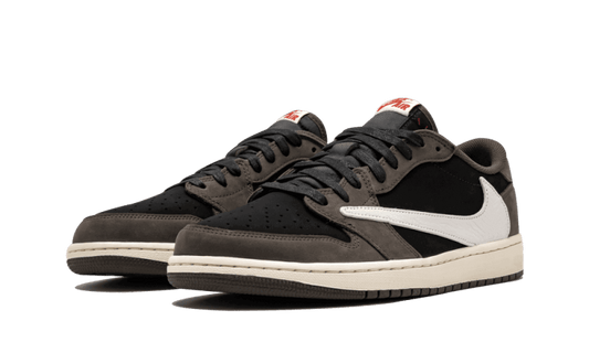 air-jordan-1-retro-low-travis-scott-45a6e4