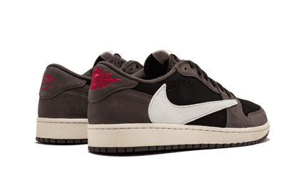 air-jordan-1-retro-low-travis-scott-45a6e4