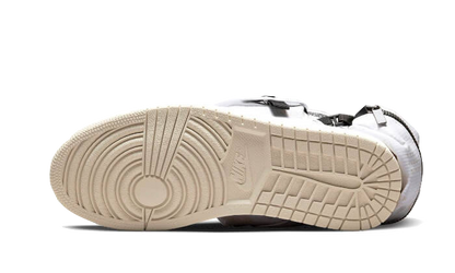 air-jordan-1-high-og-utility-white-black-45a6e4