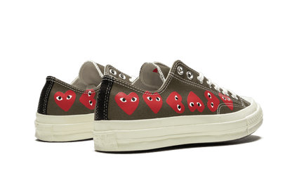 chuck-taylor-all-star-70s-ox-comme-des-garons-play-multi-heart-green-45a6e4