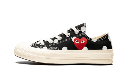 chuck-taylor-all-star-70s-ox-comme-des-garons-play-polka-dot-black-45a6e4