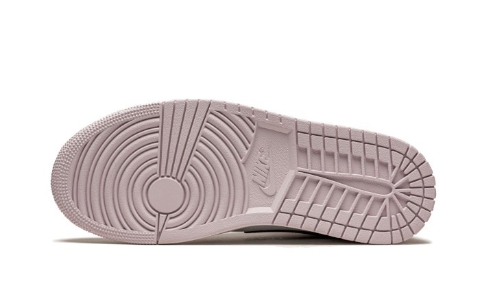 air-jordan-1-mid-barely-rose-45a6e4