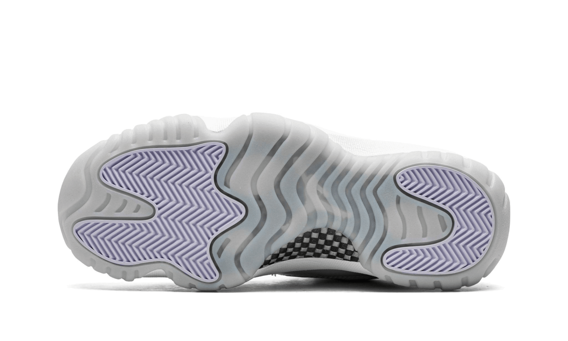 air-jordan-11-retro-low-pure-violet-45a6e4